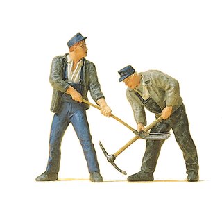 2 Gleisbauarbeiter mit Pickel bzw. Gabel