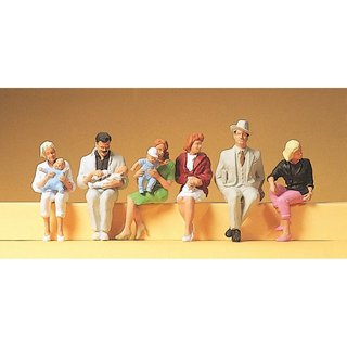 Sitzende Personen (6 Figuren)