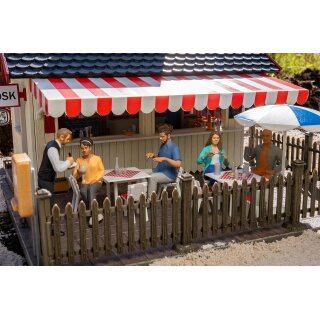 Sitzende Restaurantgäste, modern